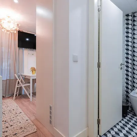 Апартаменти Garcia 38 Iii *